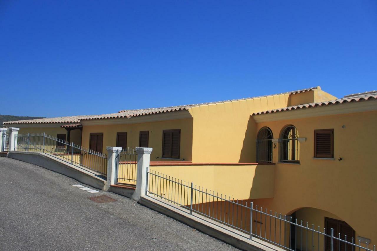 Seaview Apt Solita Budoni Villa Exterior foto